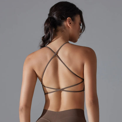 Backless Seamless Sports Bra – Medium Support, Padded & Stretchy for Yoga & Gym